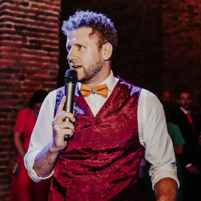 Thomas Haddad théâtrothérapeute et Coach en confiance en soi en événement